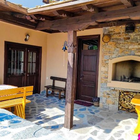 Rimovata Kashta Guest House Лештен Экстерьер фото