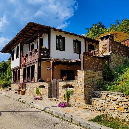 Rimovata Kashta Guest House Лештен Экстерьер фото