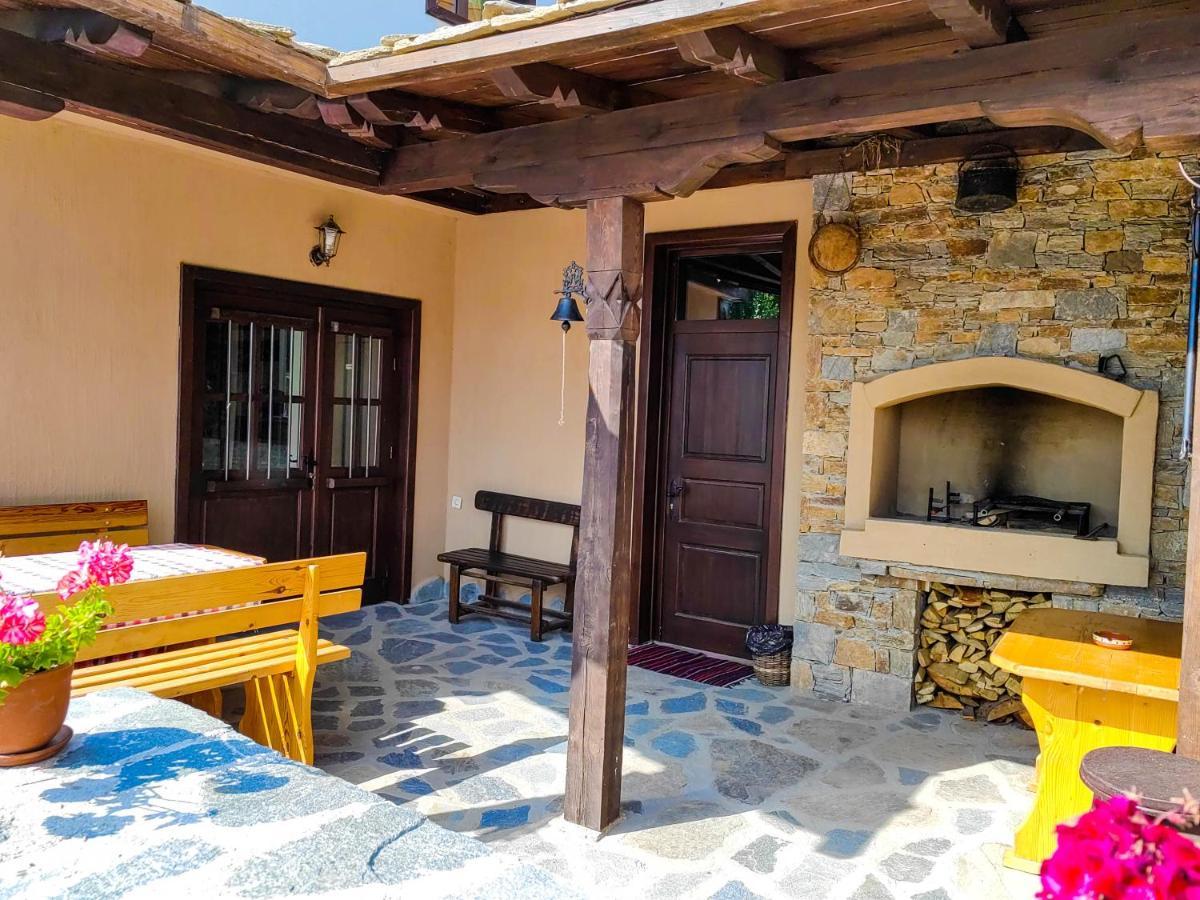 Rimovata Kashta Guest House Лештен Экстерьер фото