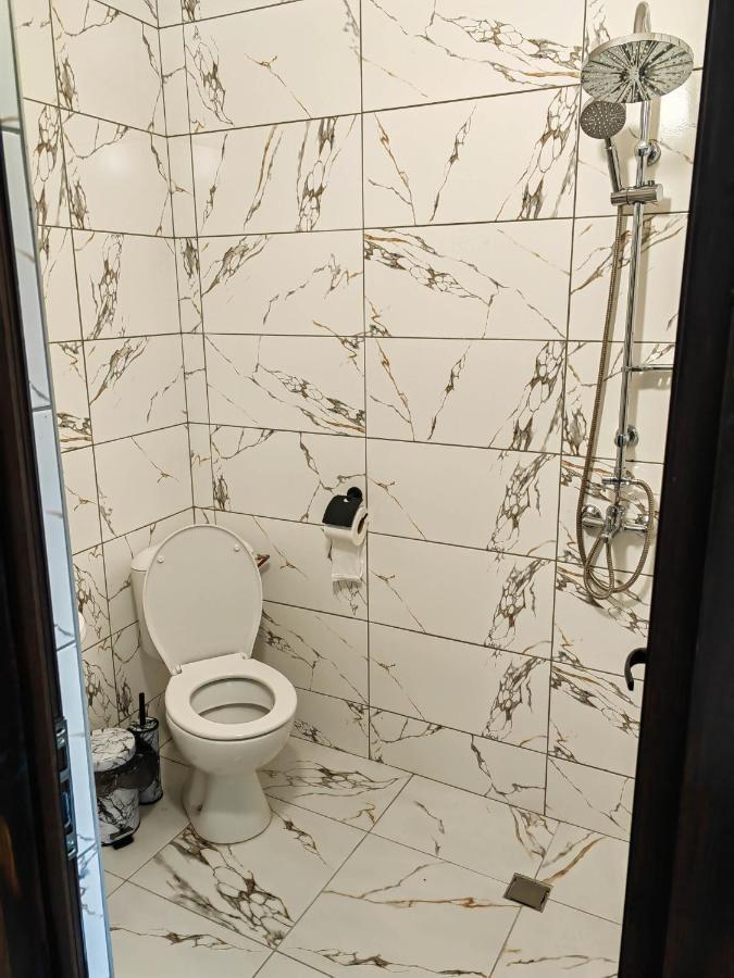 Rimovata Kashta Guest House Лештен Экстерьер фото