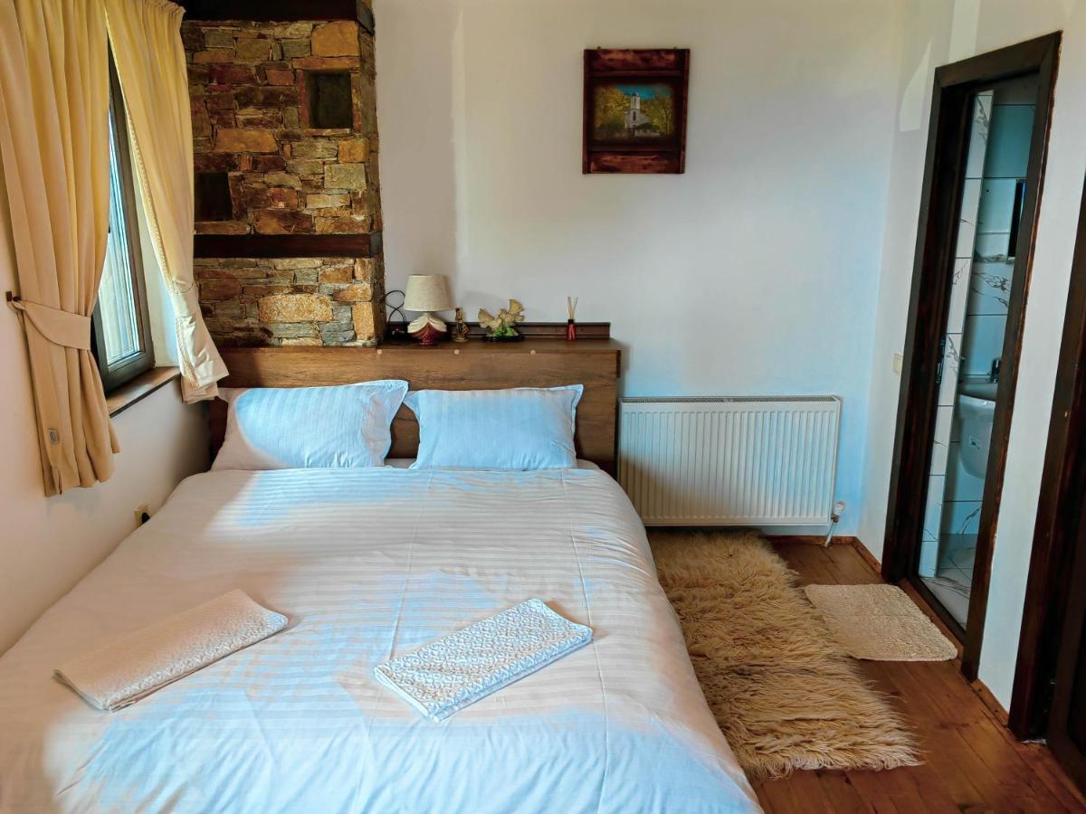 Rimovata Kashta Guest House Лештен Экстерьер фото